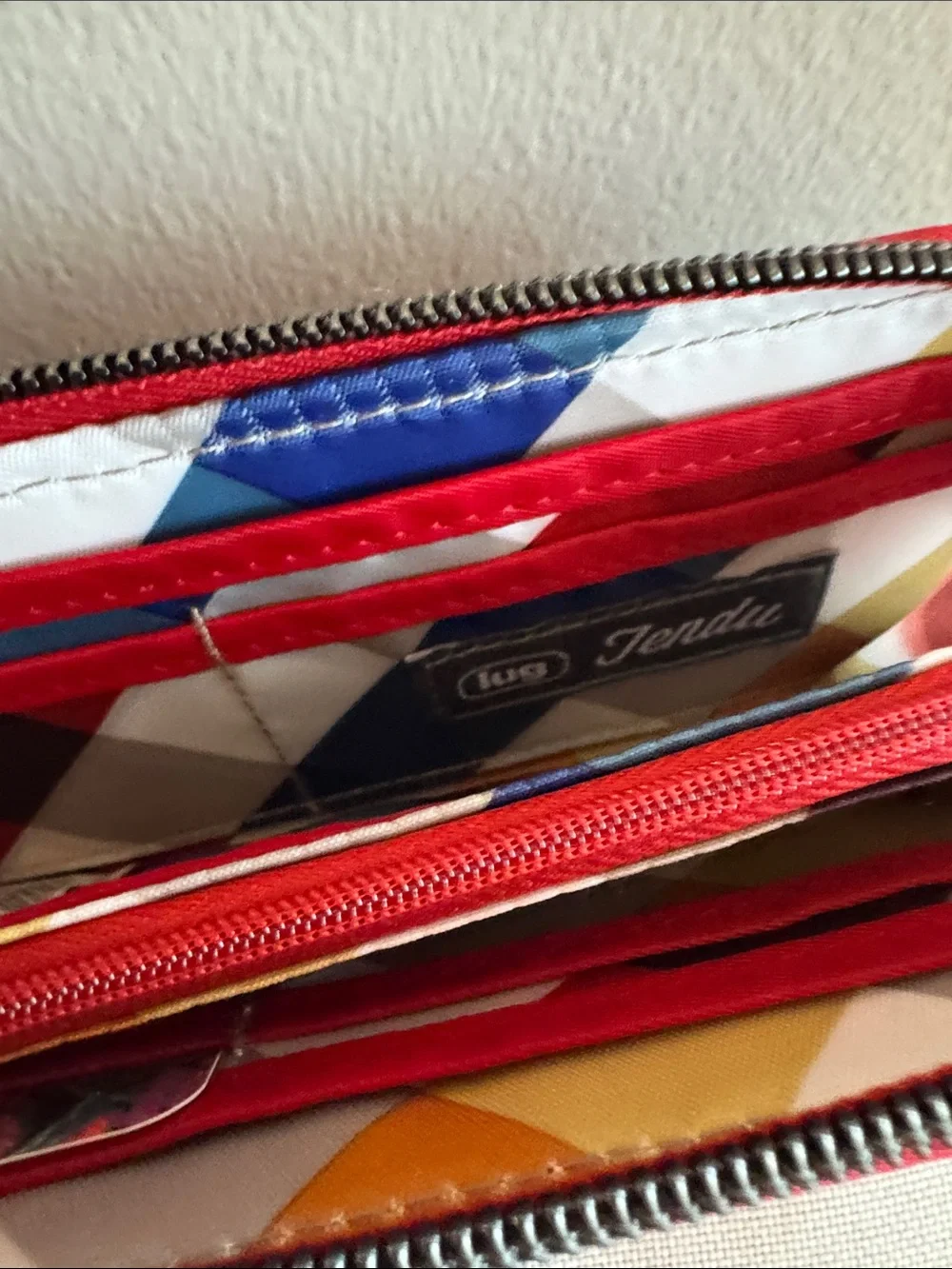 LUG tendu in Poppy Red Quilted Zip Wallet